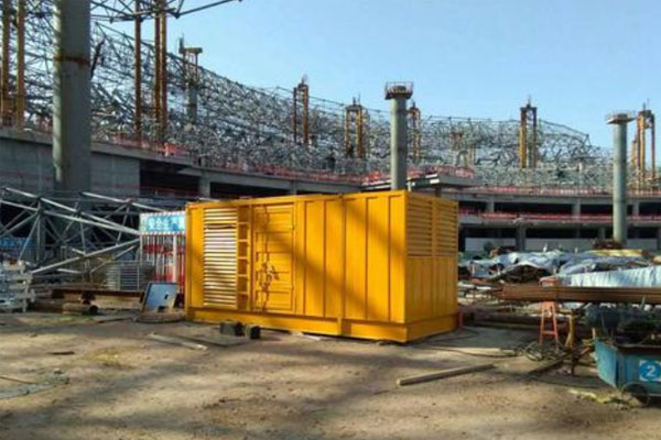巨野发电机出租如何判断空气滤清器是否需要更换？